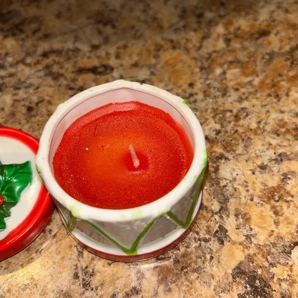 VINTAGE Woolworth Christmas Ceramic Candle
Drum Santa Claus Lid Hand Painted - Picture 6 of 10